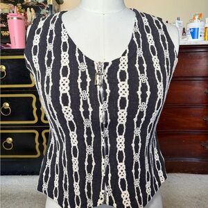 Chic Black and White Women's Vest